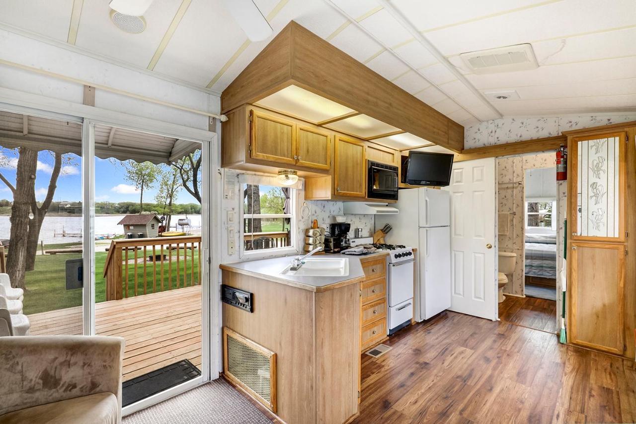 Swan Lake Resort & Campground Fergus Falls Buitenkant foto
