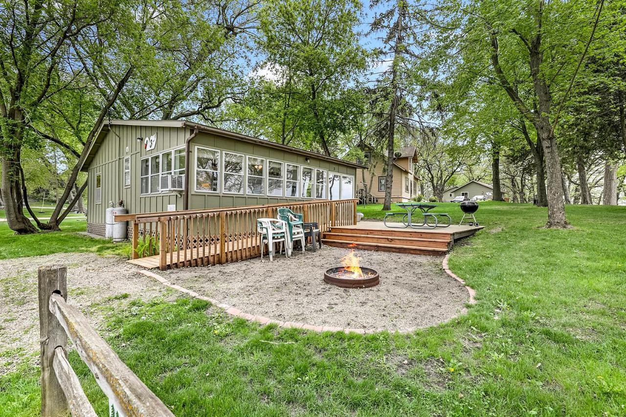Swan Lake Resort & Campground Fergus Falls Buitenkant foto